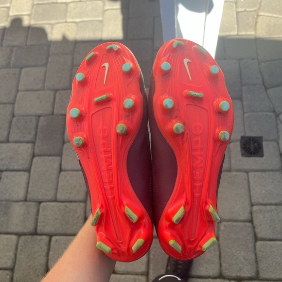 Nike Legend 9 Academy AG 'Red Blue' Soccer Cleats - Picture 5 of 7